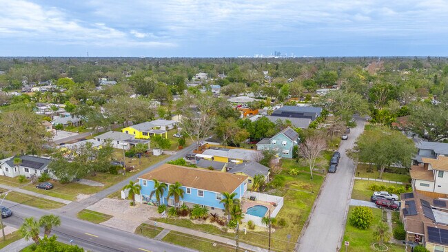 Building Photo - 1826 58th St S