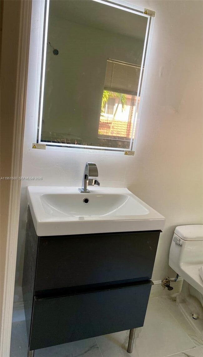 Building Photo - 11301 Rockinghorse Rd