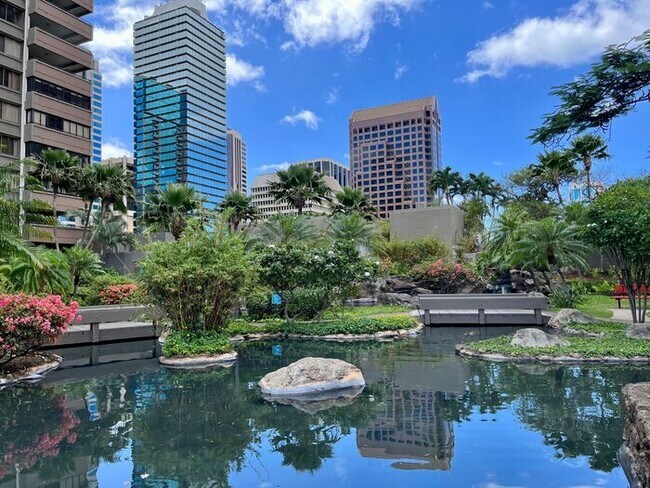 Building Photo - Kukui Plaza: Renovated 1 Bed, 1 Bath Condo...