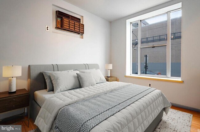 Building Photo - 1327 Snyder Ave