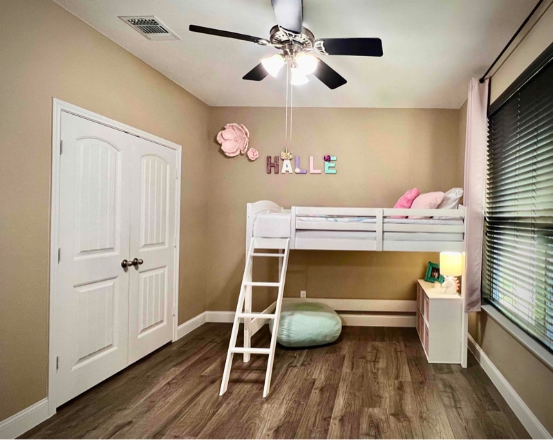 Building Photo - 1910 Ashberry Trail