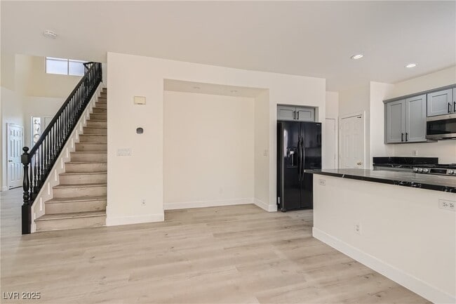 Building Photo - 10372 Turning Leaf Ave