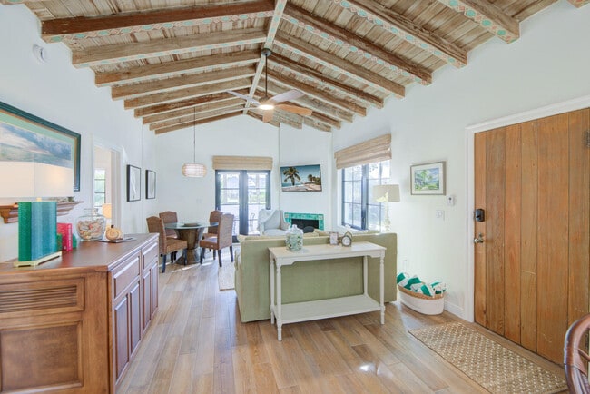 Building Photo - 110 Marine Way