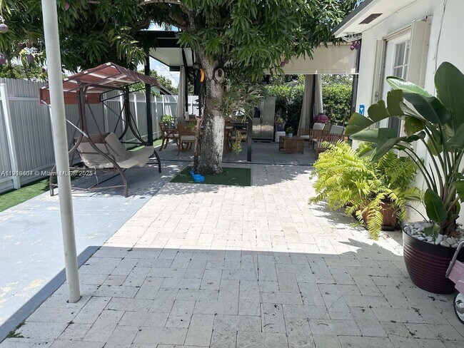 Building Photo - 6174 W 14th Ct