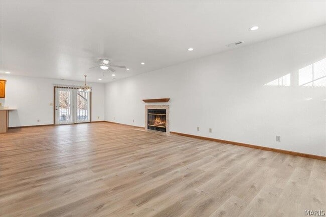 Building Photo - 132 Clinton Hill Dr