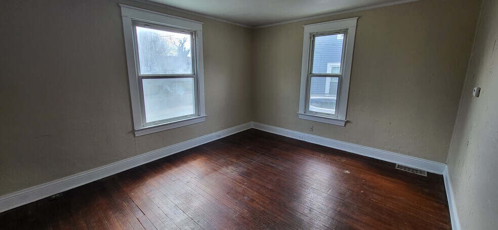 Building Photo - 13 Abner Pl