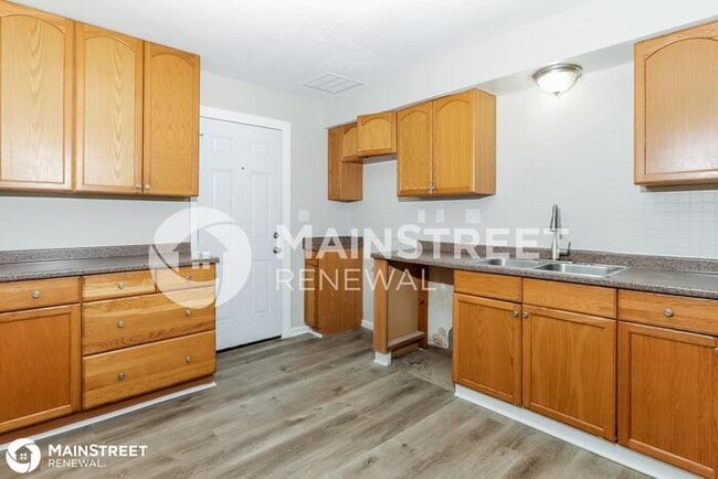 Building Photo - 4225 Brookhaven Ave, Louisville, KY 40220