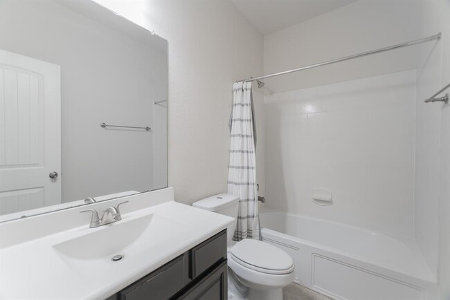 Building Photo - 54 N Marshside Pl