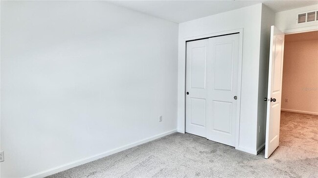Building Photo - 9875 Walkway Dr