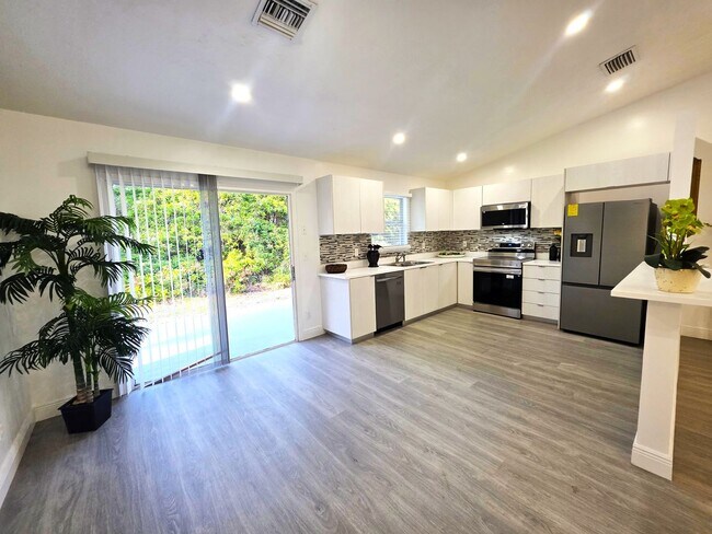 Building Photo - Vero Beach Rentals. Vero Beach Homes For Rent. Vero Beach Rent, LLC and Property Management Company