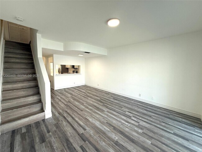 Building Photo - 3152 SW 49th St