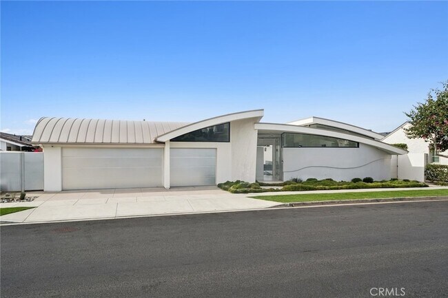 Building Photo - 4607 Perham Rd