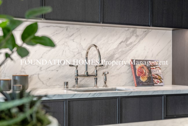 Building Photo - 1515 Union St