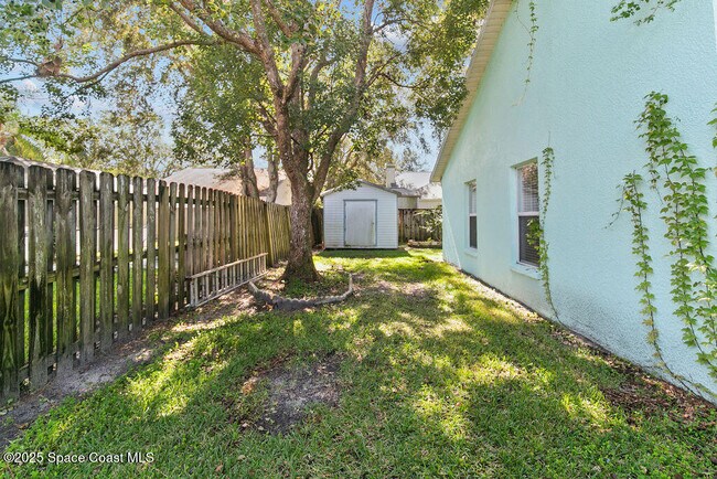 Building Photo - 4243 Pondapple Dr