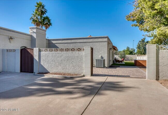 Building Photo - 13220 N 80th Pl