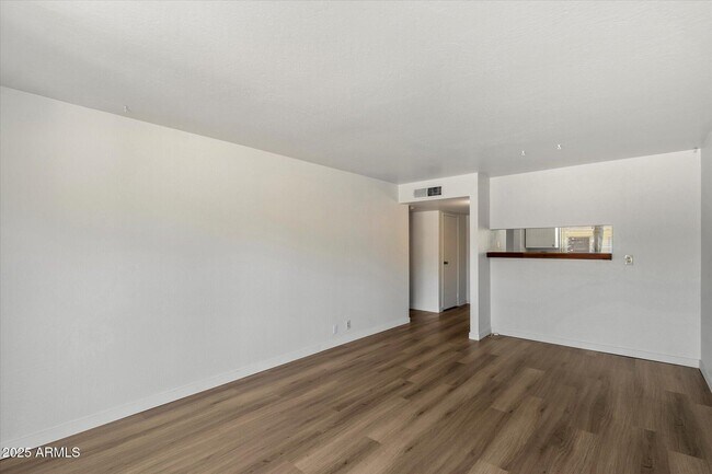 Building Photo - 4630 N 68th St