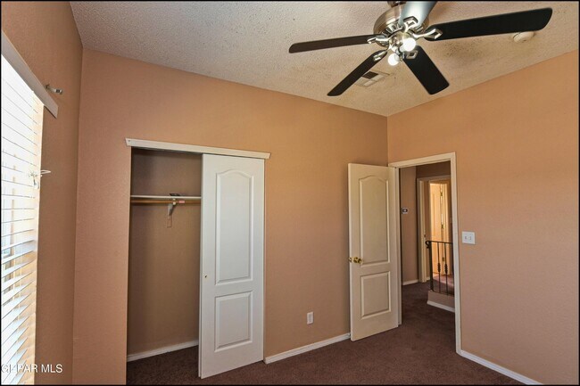 Building Photo - 452 Emerald Pass Ave
