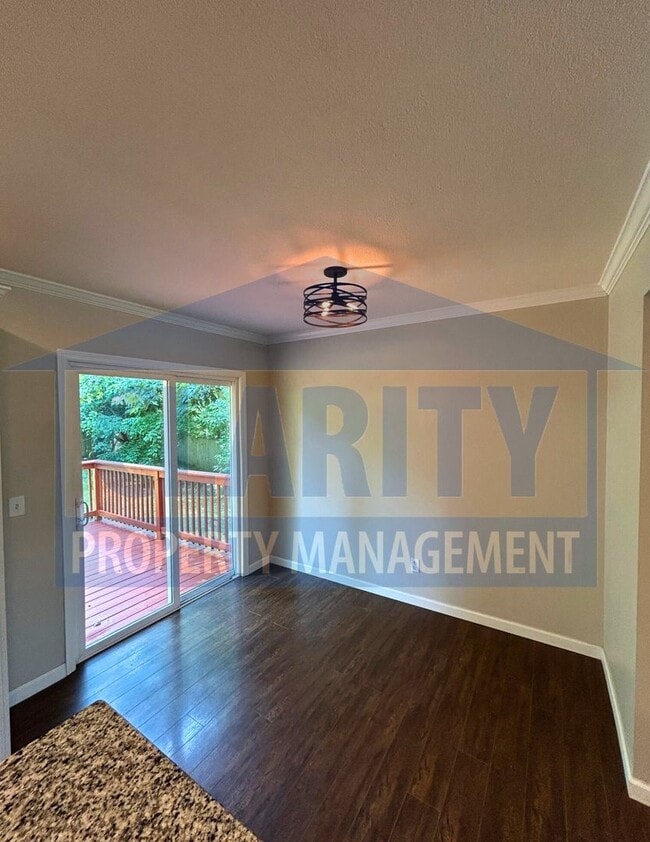 Building Photo - Gorgeous four bedroom home!!
