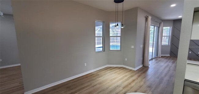 Building Photo - 4454 Hollybrook Way