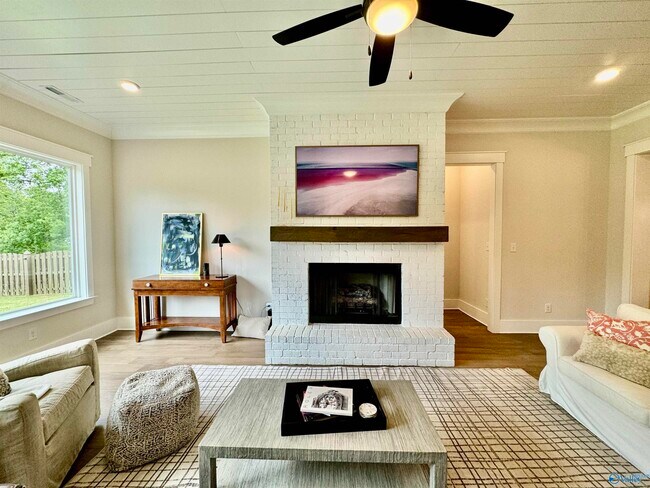 Building Photo - 314 Clift Home Pl Dr