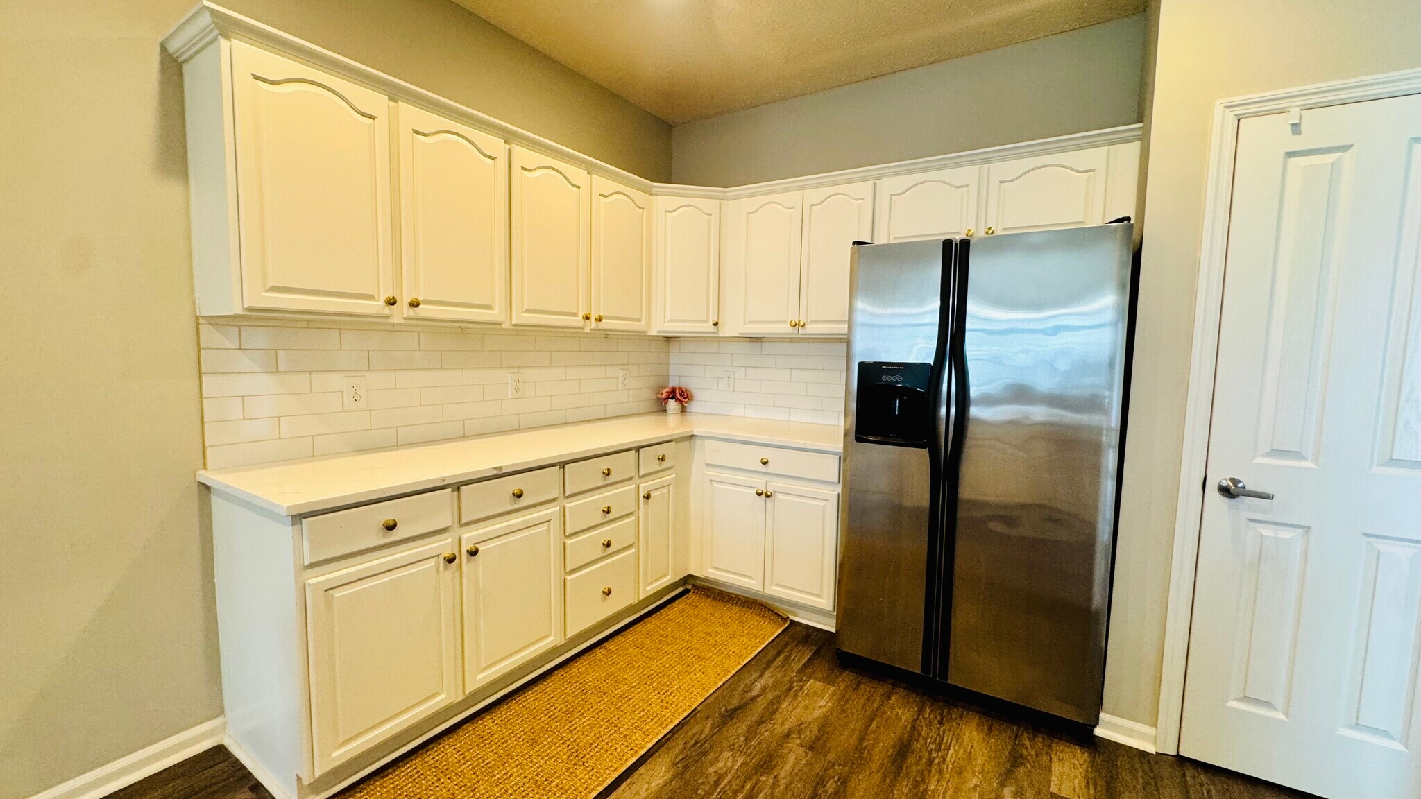 Building Photo - 6214 Brickside Dr