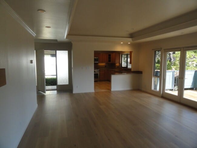 Building Photo - Condo in Active Adult Community