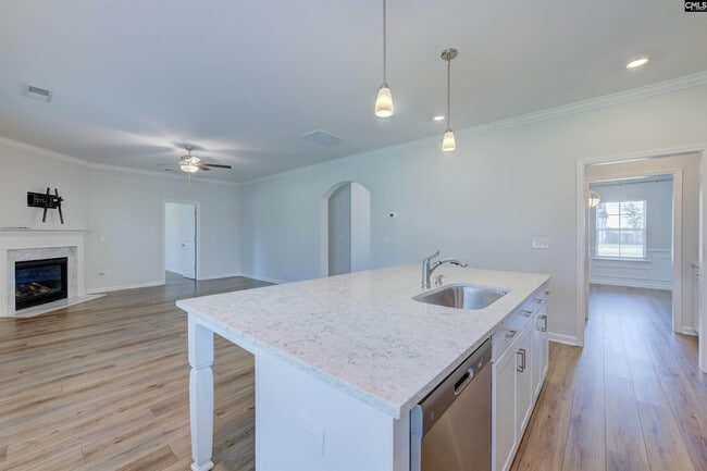 Building Photo - 151 Brockway Dr