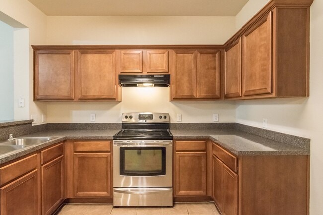 Building Photo - 4074 Kyndra Cir