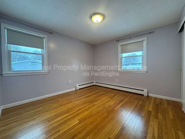 Building Photo - 30 Gables Cir