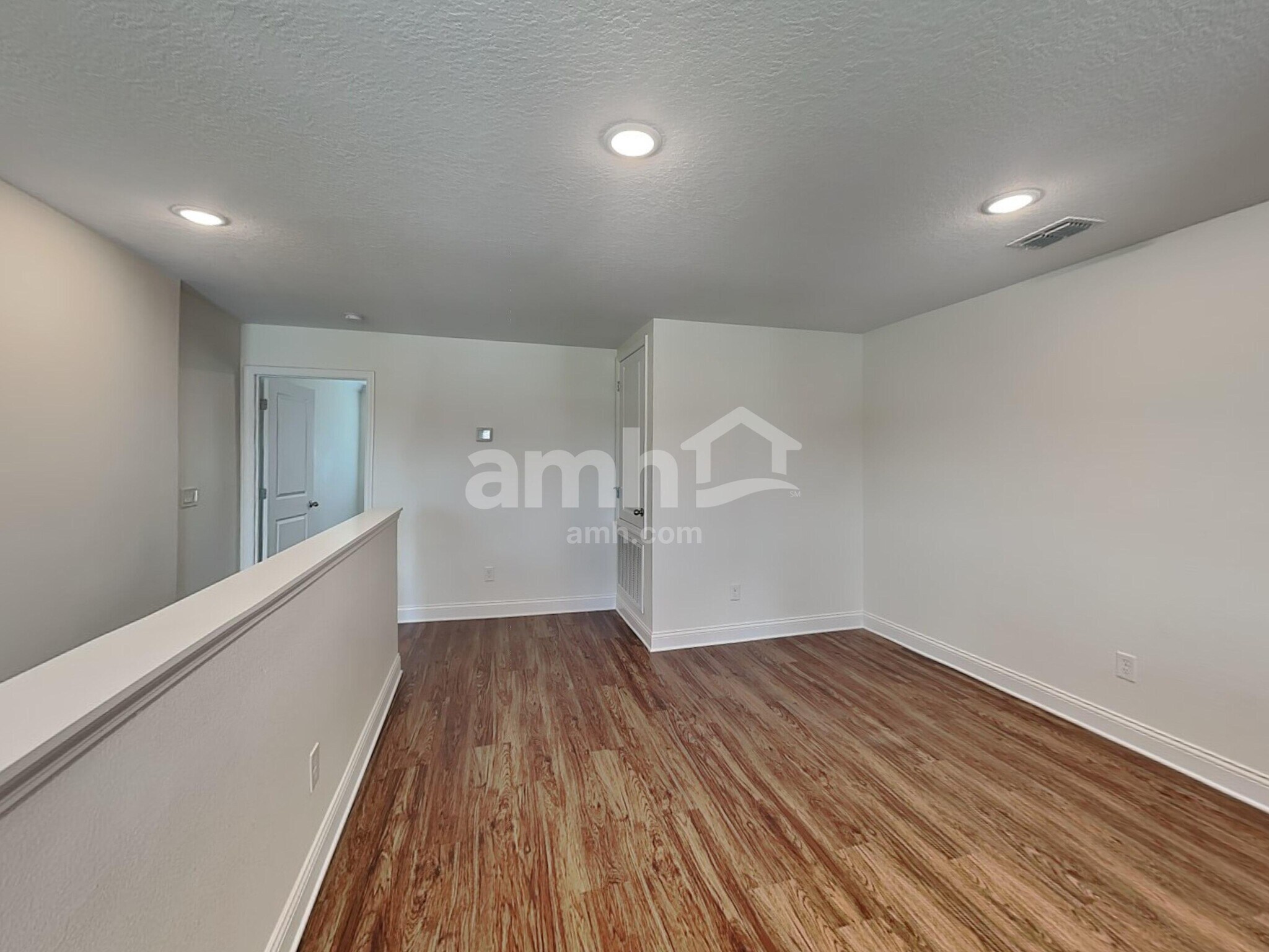 Building Photo - 4455 Reisswood Loop