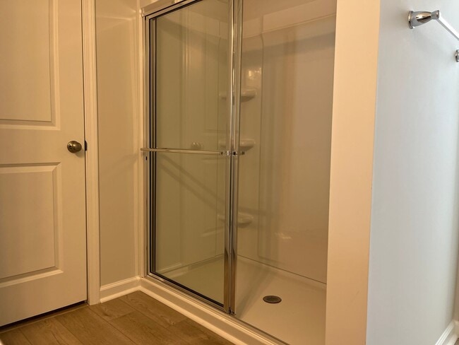 Building Photo - Brand New 3/3 Move In Ready Now!