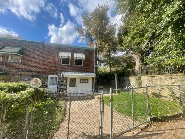 Building Photo - 5911 Bustleton Ave