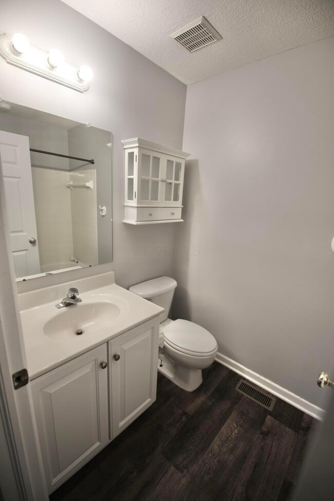 Building Photo - 4400 Greensbury Dr