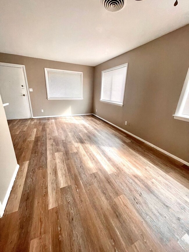 Interior Photo - Parkwood Townhomes