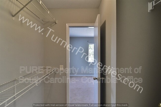 Building Photo - 411 Old Manor Rd