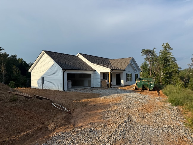 Building Photo - 1310 Castleberry Bridge Rd