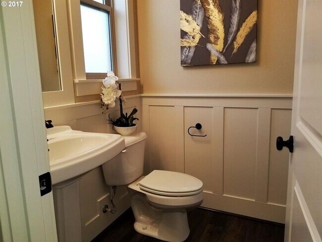 Building Photo - 19083 Windmill Dr