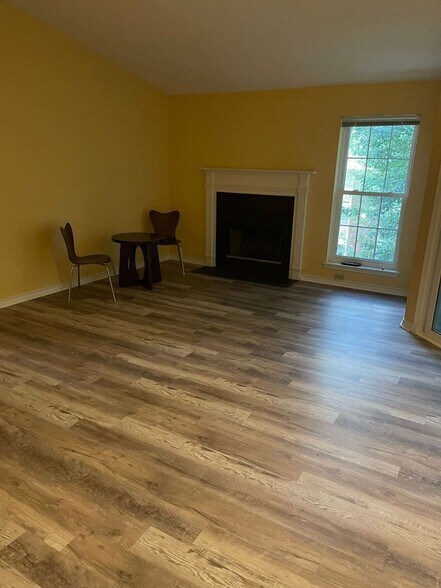 main hall - 1527 Lincoln Way