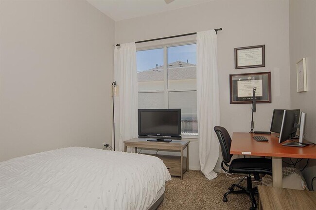 Building Photo - 1441 East St