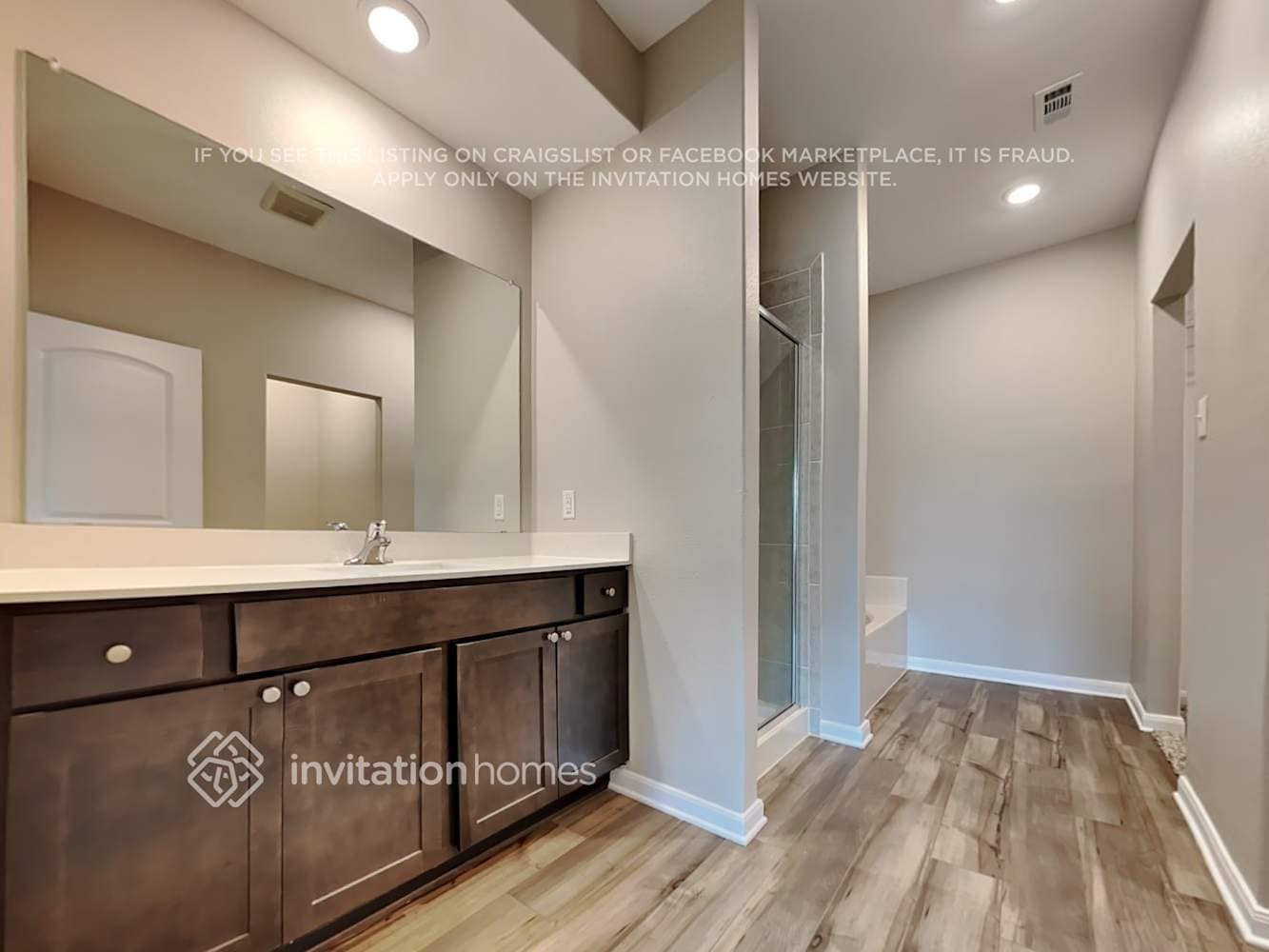 Building Photo - 3127 Angus Dr