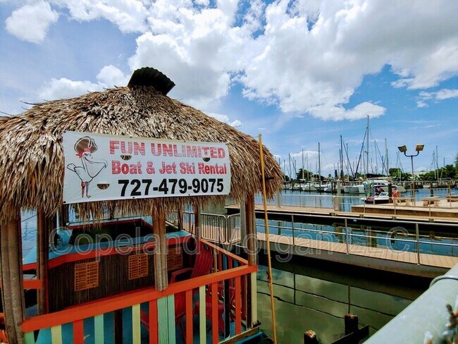 Building Photo - 4525 29th Ave S