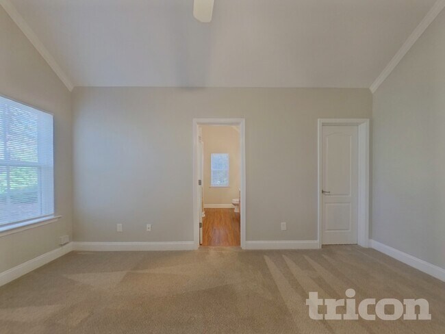 Building Photo - 162 Meadow Spring Ct