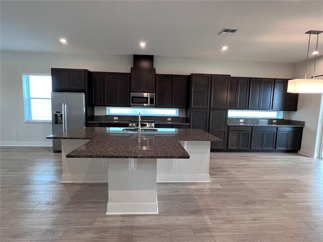 Building Photo - 8255 Nemours Pkwy