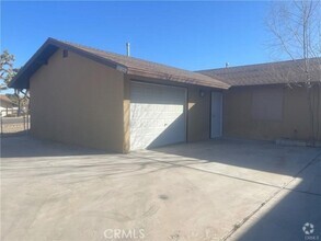 Building Photo - 55725 Pueblo Trail