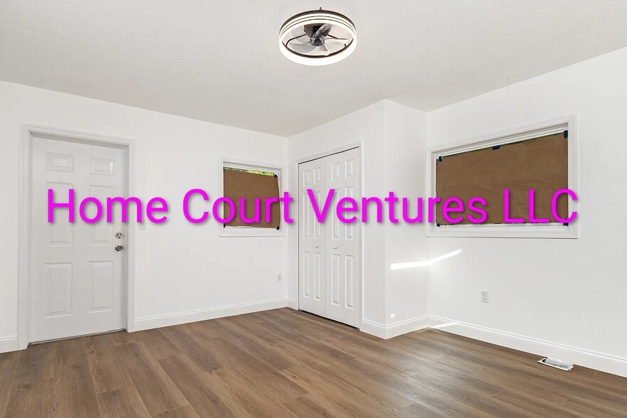 4th bedroom - 639 W Williams St