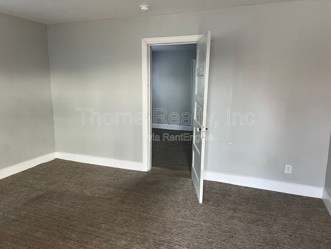 Building Photo - 220 W Virginia St