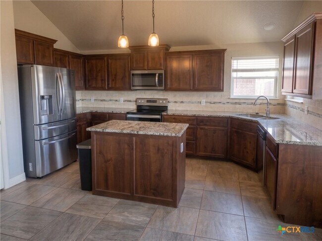 Building Photo - 1207 Liberation Ln