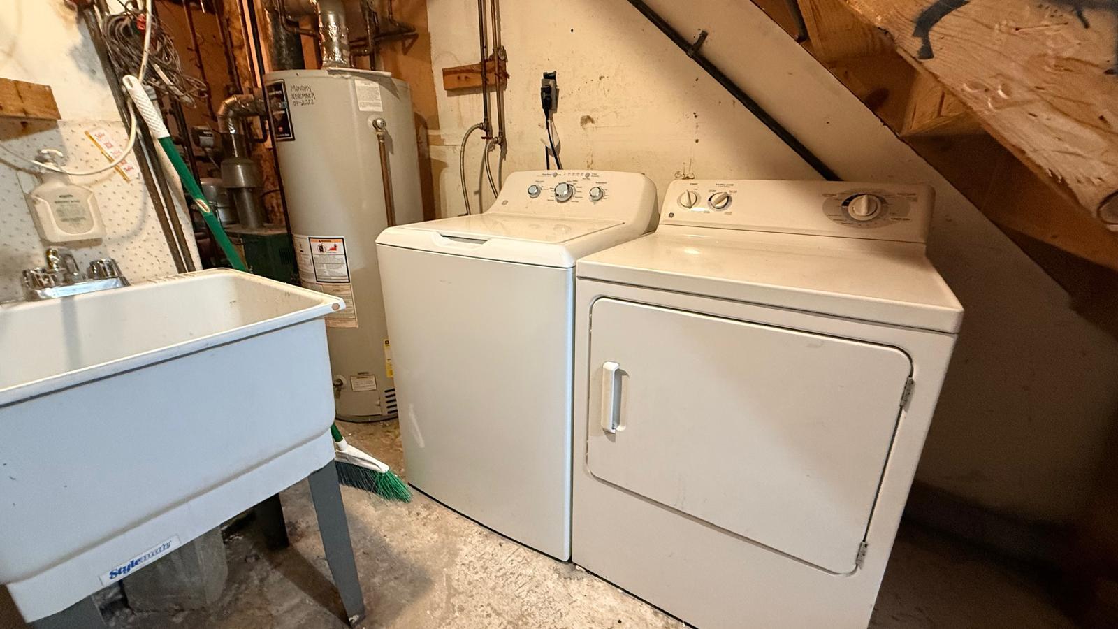 Building Photo - 68 Washington Ave N