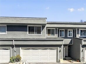 Building Photo - 24889 Nueva Vista Dr