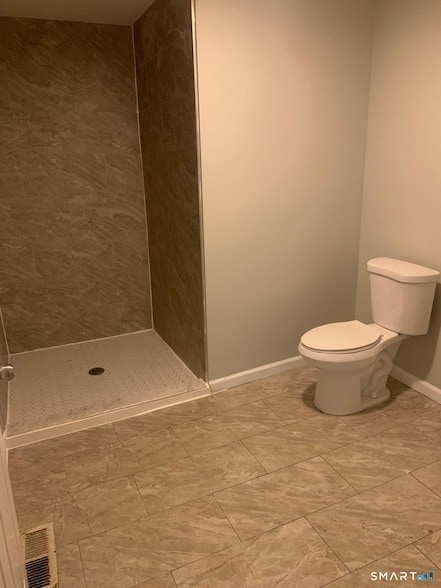 Building Photo - 1410 Stratford Ave